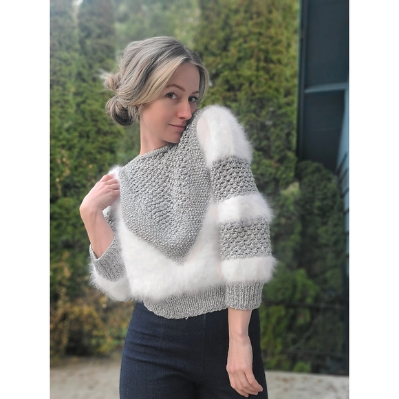 Vintage Canadian Hand Made Silver Knit White Angora  Sweater 80s Sz S - Picture 13 of 15